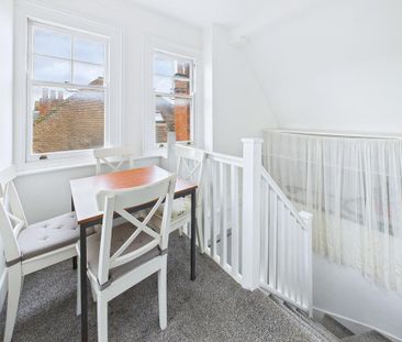 1 bedroom in a house share to rent - Photo 2