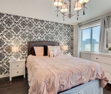 For Lease - 202 Whiltshire Avenue, Toronto, Ontario - Photo 2