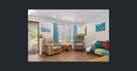 Stunning Family home - Photo 3