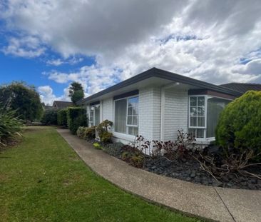 All The Bells & Whistles - Photo 5