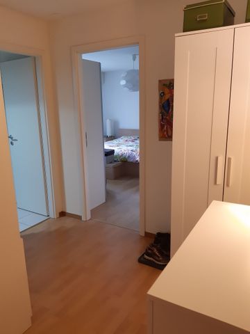 Beautiful apartment with terrace in a quiet and green setting - Photo 2