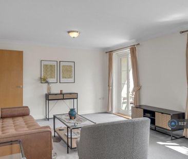 2 bedroom flat to rent - Photo 4