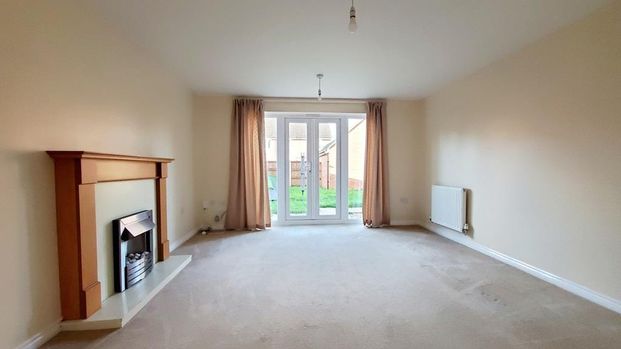 Thatcham Avenue, Kingsway - Photo 1