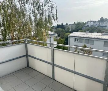 !! 1130 Wien, Gemeindebergasse / Wlassakstraße !! Sehr schöne, helle und sehr gut angelegte 3 Zimmer Neubauwohnung mit Balkon zu vermieten! - Photo 1