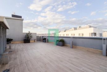 Piso de alquiler en Miquel Xirgu Rico, Port