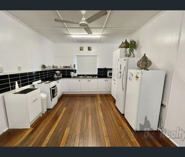 Charming Renovated Home in Prime Walkervale Location - Photo 5