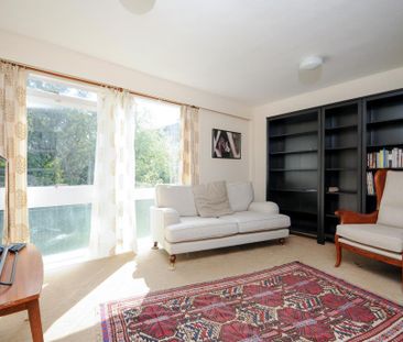 2 bedroom maisonette to rent - Photo 3