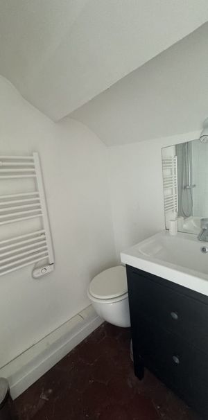 – A LOUER – Studio - Photo 2