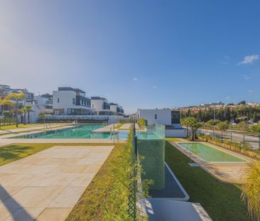 Semi-Detached House in Estepona - Photo 6