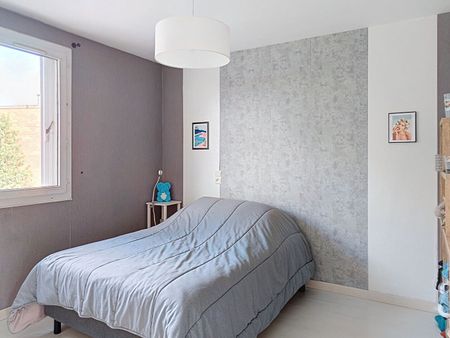 Appartement à louer - REIMS- POMMERY - Photo 5