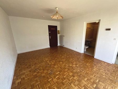 Appartement - 1 pièce - 29 m² - Saint-Étienne - Photo 3