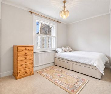 3 bedroom semi-detached house to rent - Photo 6