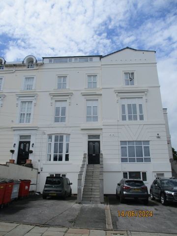 Studio Flat, Slatey Road, CH43 - Photo 4