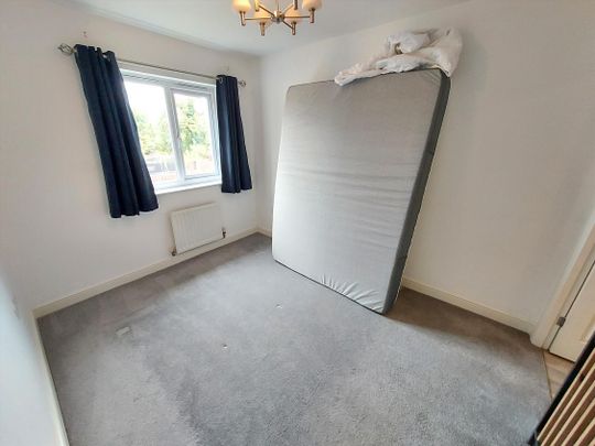 The Orchards, Leyland - Photo 1