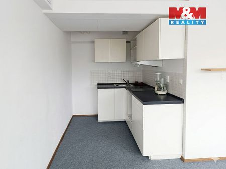 Pronájem bytu 1+kk 30 m² - Photo 3