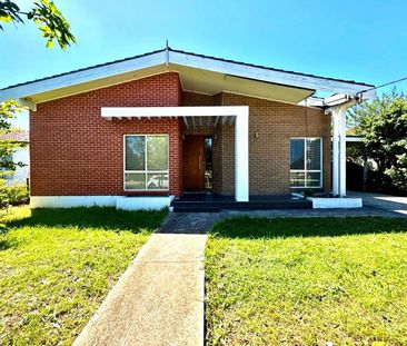 50 Surrey Street, Minto - Photo 6