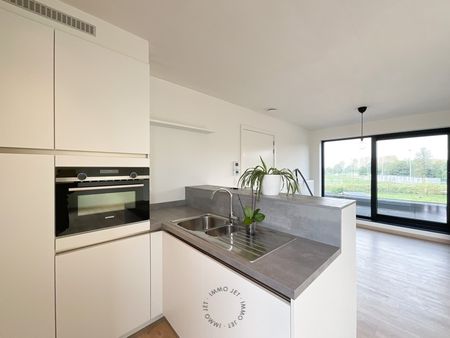 Nieuwbouwappartement met twee slaapkamers, terras en garage - Photo 4