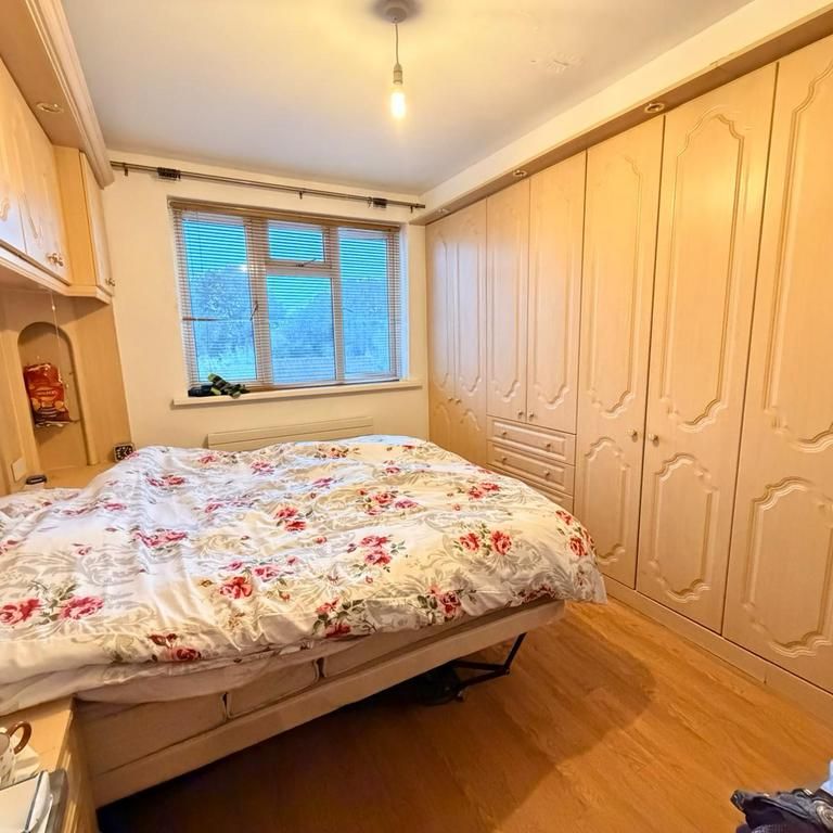 House share to rent - Photo 1