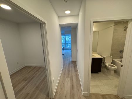 For Lease - 395 Square One Drive Unit# 318, Mississauga, Ontario - Photo 5