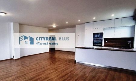 Prenajmem novostavbu 4-izbového rodinného domu Nitra - Fotografia 5