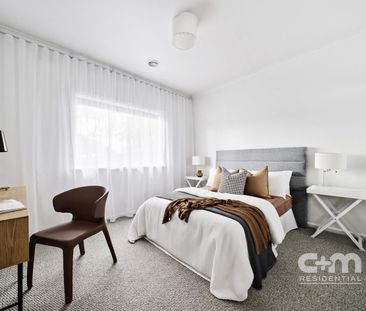 Lovely 2-Bedroom Townhouse - Photo 2