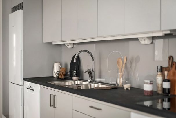 Lidängsgatan 6 D, 74132, Knivsta - Photo 1