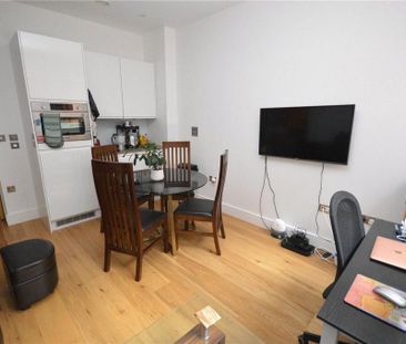 1 bedroom apartment to rent - Photo 2