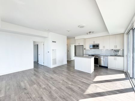 For Lease - 105 Oneida Crescent Unit# 1110, Richmond Hill, Ontario - Photo 2