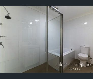 Modern 2 bedroom unit! - Photo 2