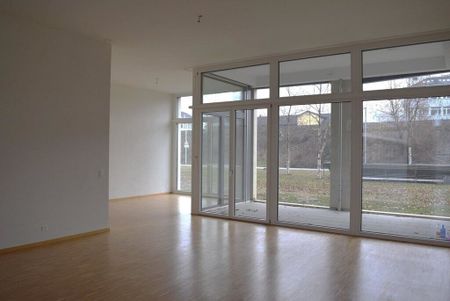 Ultra-modern living studio in loft style - Photo 4