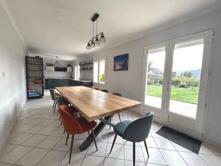 Location Maison 8 pièces 156m² PLERIN 22190 - Photo 3