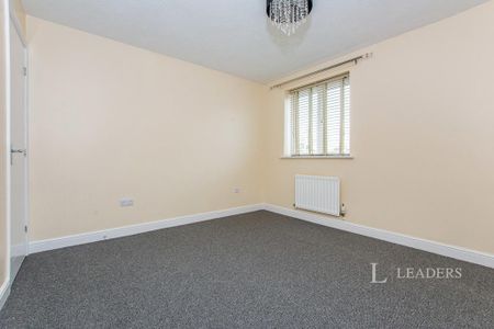 3 bedroom terraced house to rent - Photo 2