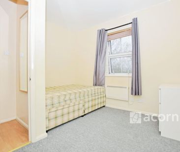 Flat to rent - Grange Road, London, SE1 - Photo 3