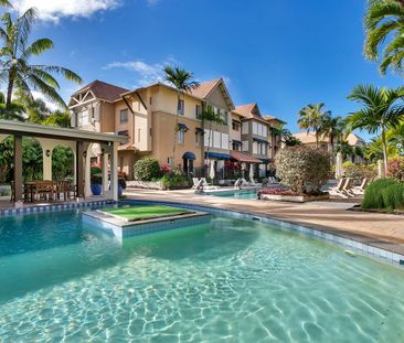 Freshly Renovated One-Bedroom Apartment – The Lakes Resort - Photo 5