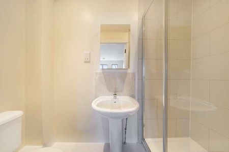 Platinum Court, Cephas Avenue, Stepney Green, E1 - Photo 3