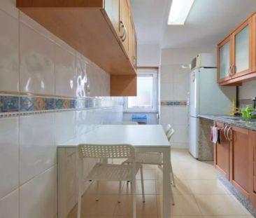 3-bedroom apartment for rent in Lisbon, all bills included - Photo 6