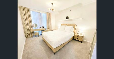 Modern North-Facing Apartment with Study for Rent - Photo 2