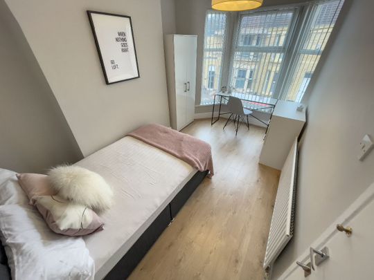 Adelaide Road, Liverpool. - Photo 1