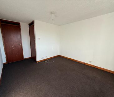 3 bedroom maisonette to rent - Photo 4