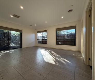 21A Bliburg Street, Jacana VIC 3047 - Photo 6