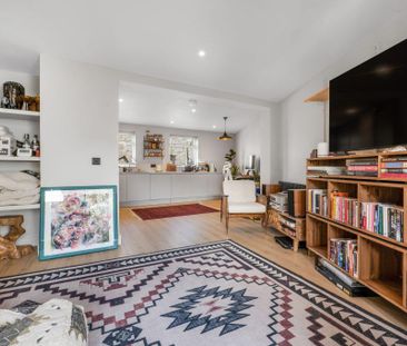 1 bedroom ground floor flat to rent - Photo 4