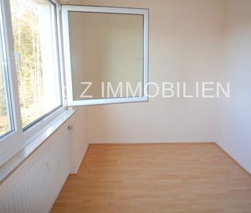 * Helle 3 Zimmer Wohnung mit Balkon * NUR BERUFSTÄTIGE Mieter erwün... - Photo 2