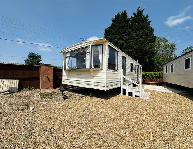 Sunrise Cottages, Coventry, CV2 - Photo 1