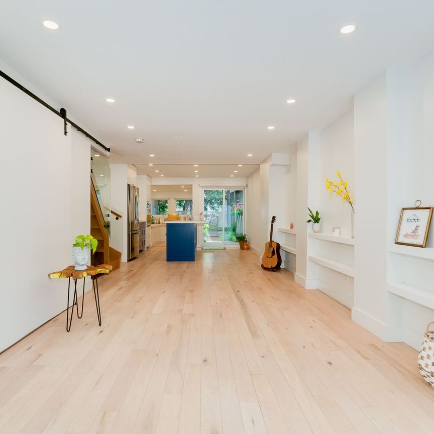For Lease - 37 Craven Road, Toronto, Ontario - Photo 1