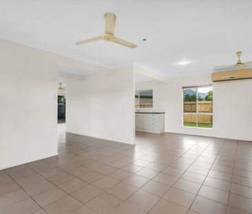Spacious 4-Bedroom Family Home - Photo 3