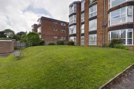 Hamilton Court, Southampton, Hampshire - Photo 3