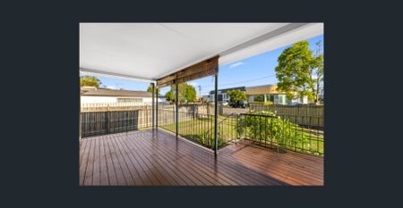 3 bedroom Queenslander home - Photo 2