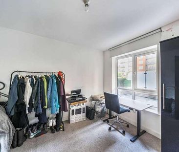 East Drive, Colindale, NW9 - Photo 3