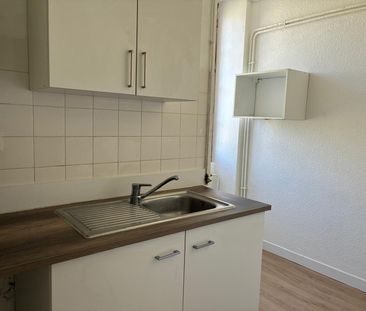 Location Appartement 2 pièces 56m² VALENCE 26000 - Photo 4