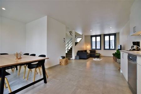 Appartement te huur - Foto 2